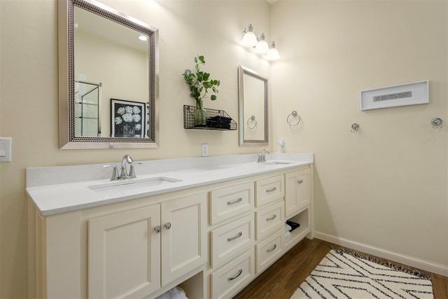 3240 Farmers Market Way, Edmond, OK 73034