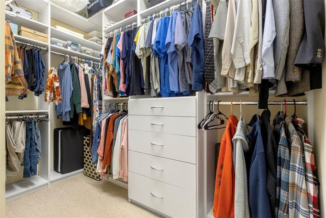 3240 Farmers Market Way, Edmond, OK 73034