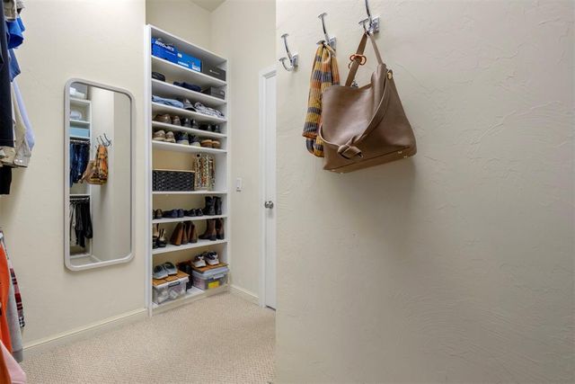 3240 Farmers Market Way, Edmond, OK 73034