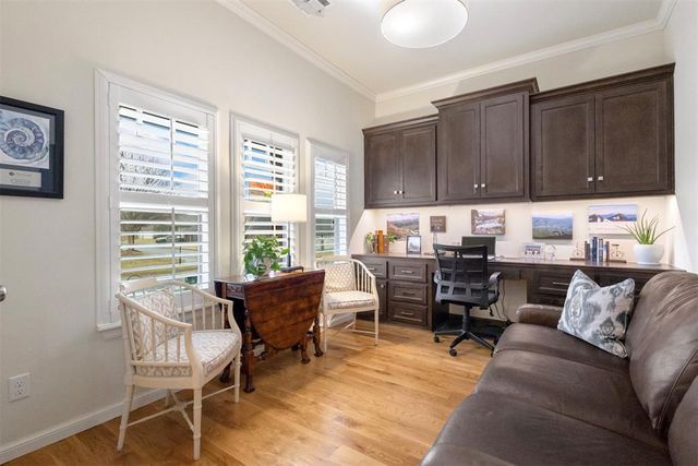 3240 Farmers Market Way, Edmond, OK 73034