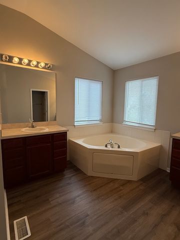 1617 Stanton Lane, Plainfield, IL 60586