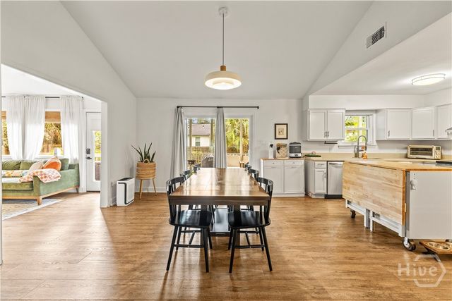 911 Juanita Street, Savannah, GA 31410