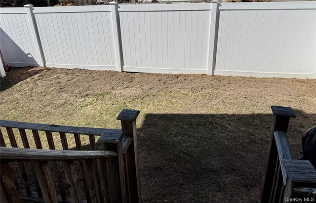 87 N Howell Avenue, Centereach, NY 11720