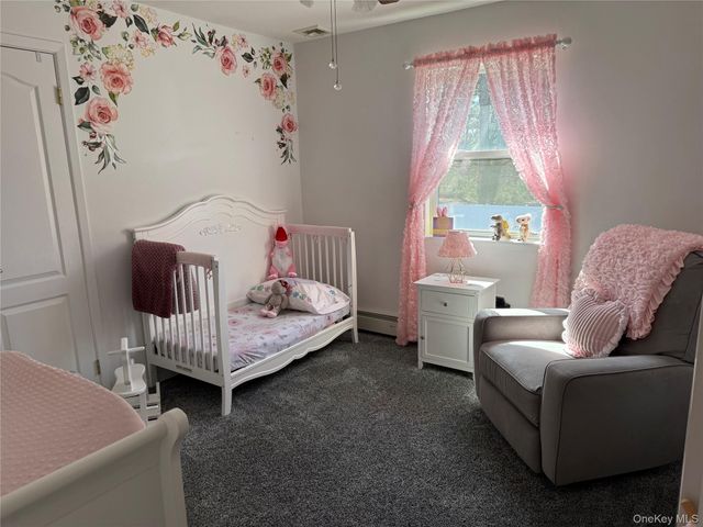 87 N Howell Avenue, Centereach, NY 11720