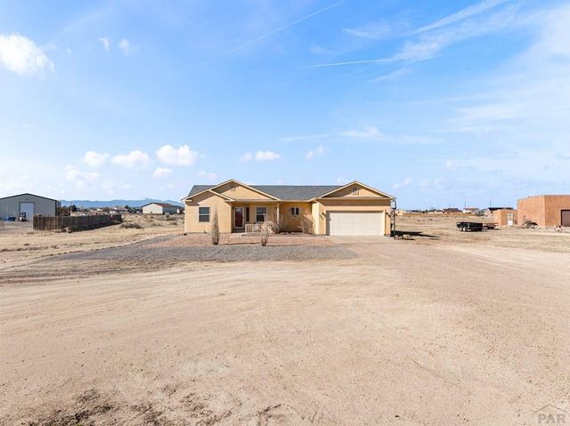 1035 E Marengo Dr, Pueblo West, CO 81007