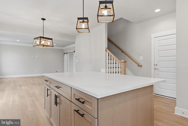 2028 WILLIAM AVE, Essex, MD 21221