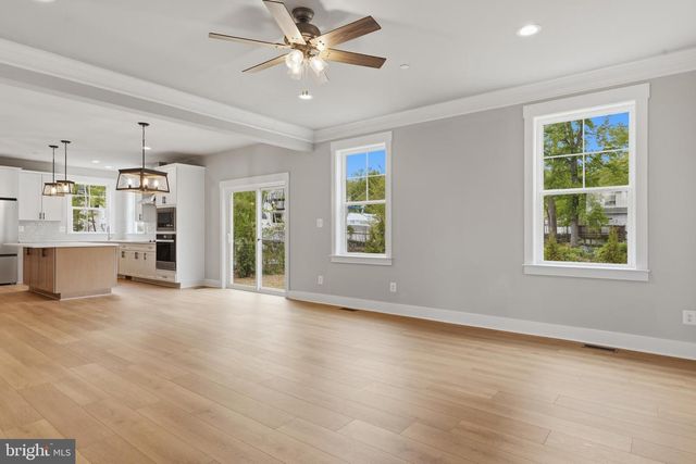 2028 WILLIAM AVE, Essex, MD 21221