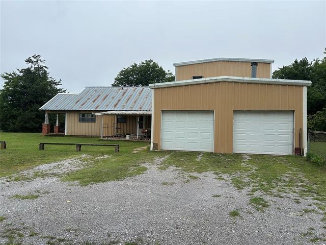 9905 Alameda Drive, Norman, OK 73026
