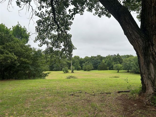 9905 Alameda Drive, Norman, OK 73026