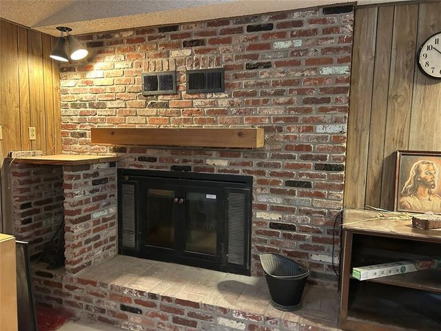 9905 Alameda Drive, Norman, OK 73026
