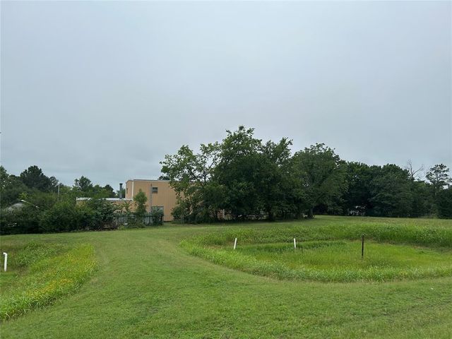 9905 Alameda Drive, Norman, OK 73026