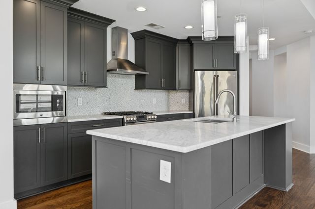 3000 Poston Ave Apt 102, Nashville, TN 37203