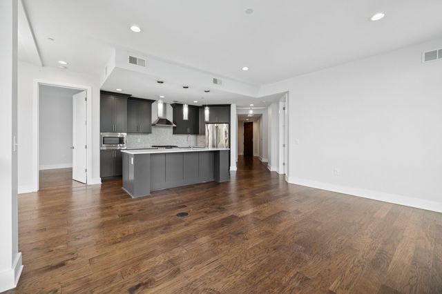 3000 Poston Ave Apt 102, Nashville, TN 37203