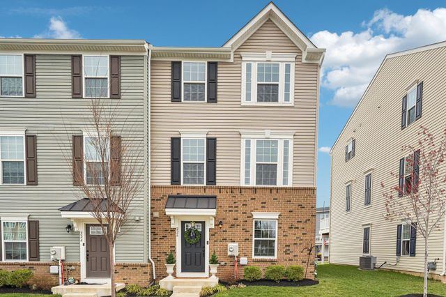 226 CENTER DR, Dublin, PA 18917
