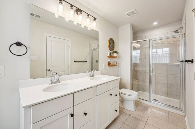 226 CENTER DR, Dublin, PA 18917