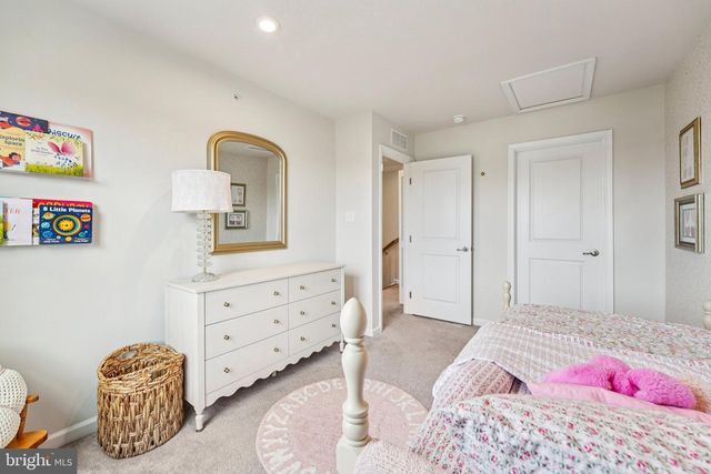 226 CENTER DR, Dublin, PA 18917