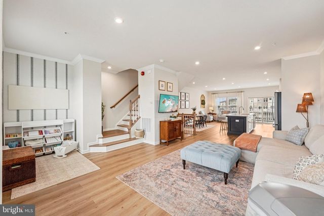226 CENTER DR, Dublin, PA 18917