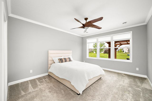 8388 Yearling Drive, Woodbury, MN 55129