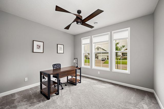 8388 Yearling Drive, Woodbury, MN 55129