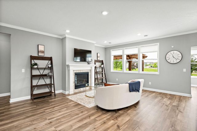 8388 Yearling Drive, Woodbury, MN 55129
