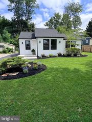 160 HILLVIEW RD #, King Of Prussia, PA 19406