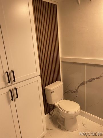 208 S Adams Street, Beverly Hills, FL 34465