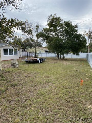 208 S Adams Street, Beverly Hills, FL 34465