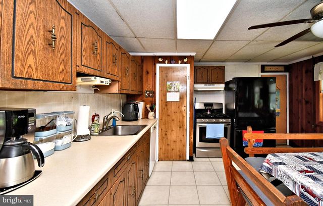 280 SUMMIT AVE, Conshohocken, PA 19428