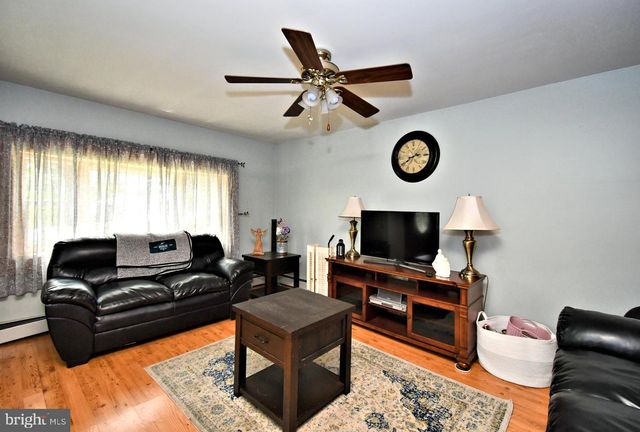 280 SUMMIT AVE, Conshohocken, PA 19428