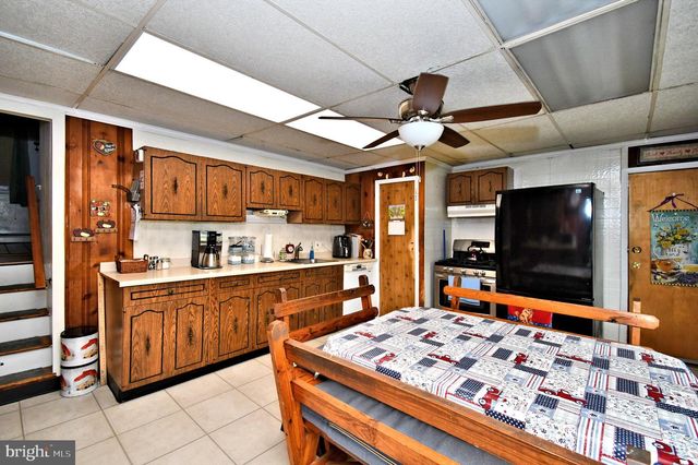 280 SUMMIT AVE, Conshohocken, PA 19428
