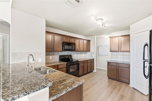 1909 Arbordale Way, Princeton, TX 75407