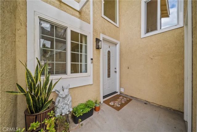 28347 Connie Court, Canyon Country, CA 91387
