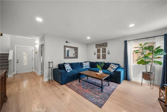 28347 Connie Court, Canyon Country, CA 91387