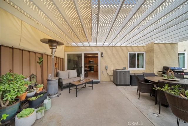 28347 Connie Court, Canyon Country, CA 91387