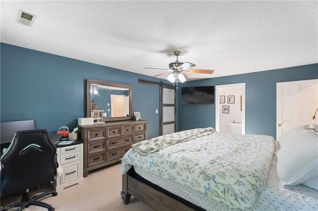 616 Doe Run Drive, Kernersville, NC 27284