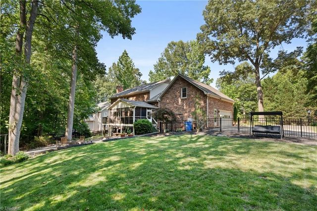 616 Doe Run Drive, Kernersville, NC 27284