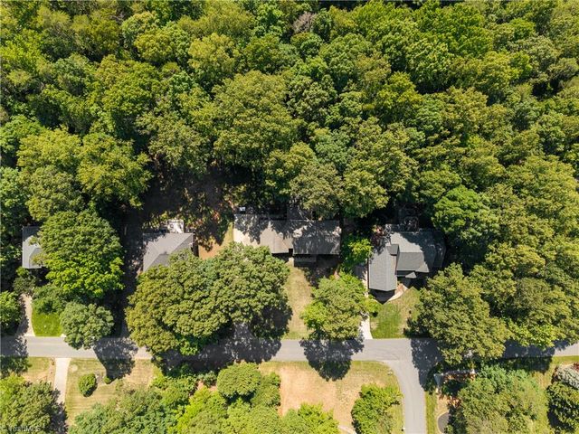 616 Doe Run Drive, Kernersville, NC 27284
