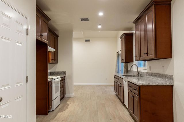 713 Mission Drive, Camarillo, CA 93010