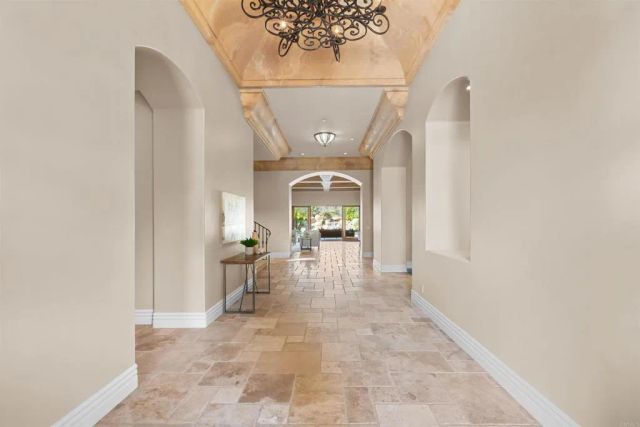 2428 Catalina Avenue, Vista, CA 92084