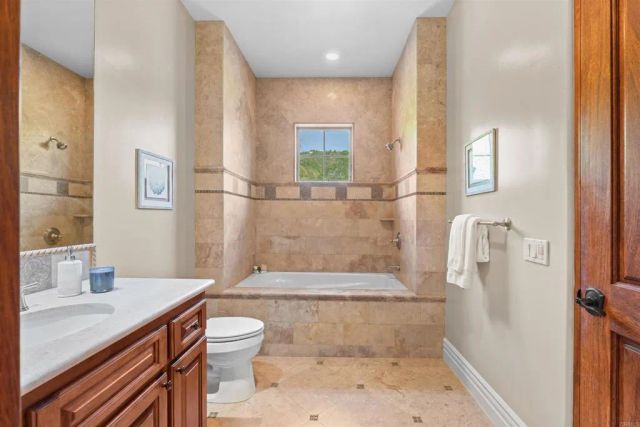 2428 Catalina Avenue, Vista, CA 92084