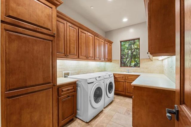 2428 Catalina Avenue, Vista, CA 92084