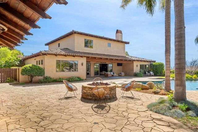 2428 Catalina Avenue, Vista, CA 92084