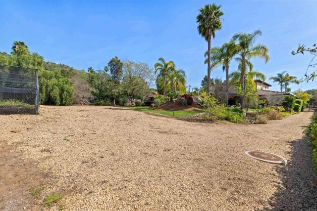 2428 Catalina Avenue, Vista, CA 92084