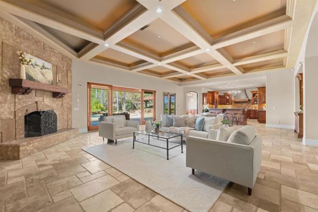 2428 Catalina Avenue, Vista, CA 92084