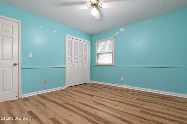7209 Lawnside Dr, Louisville, KY 40214