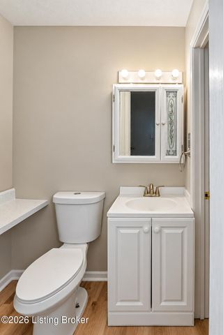 7209 Lawnside Dr, Louisville, KY 40214
