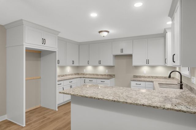16647 Maniteau Boulevard NW, Andover, MN 55304