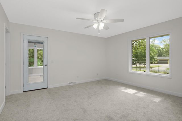 16647 Maniteau Boulevard NW, Andover, MN 55304