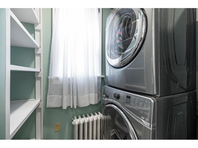 520 Holly Avenue, Saint Paul, MN 55102