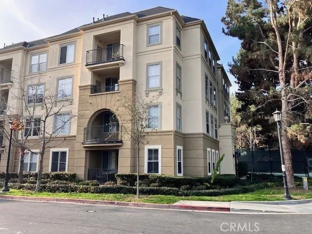 3134 Watermarke Place, Irvine, CA 92612